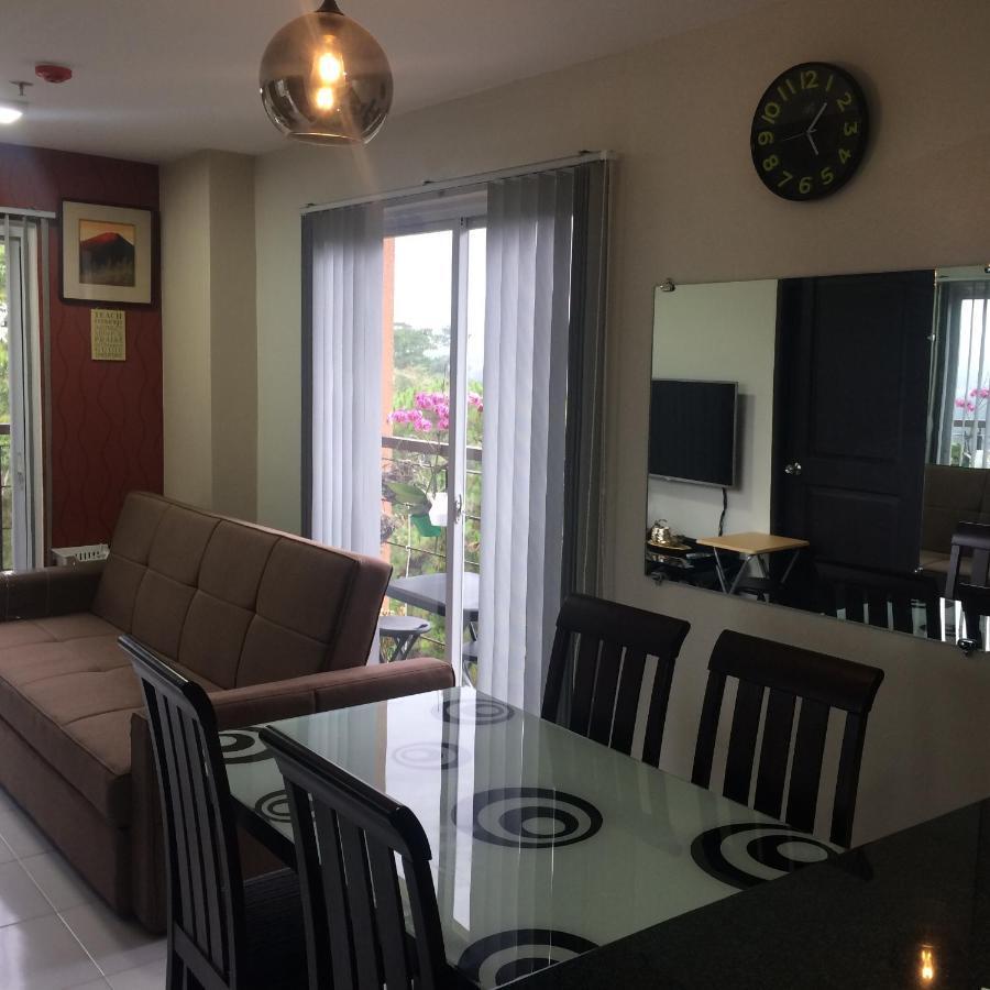 Courtyards Peak-Corner Pinestay - At Goshenland Baguio Baguio City Exterior foto